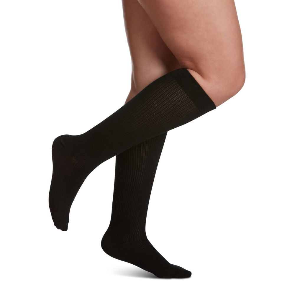 Sigvaris Casual Cotton Women's Stockings, 15-20mmHg, Size B, Black (Per Pair)