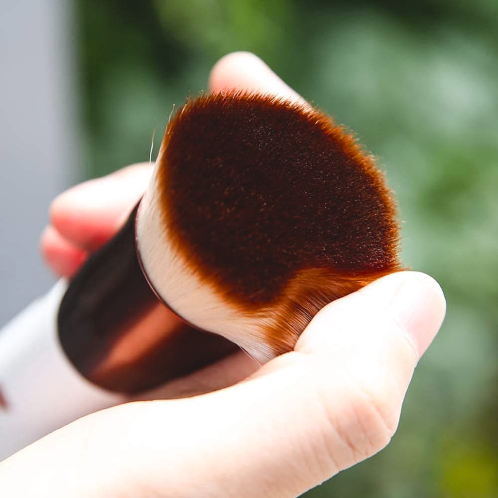 kabuki brush for flawless finish