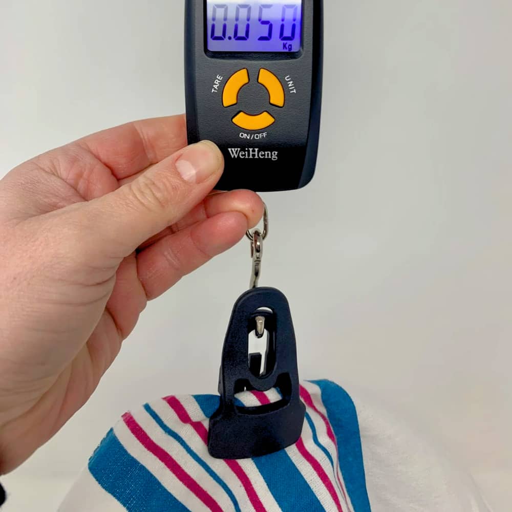 Easy Clip ~ Weight baby at home