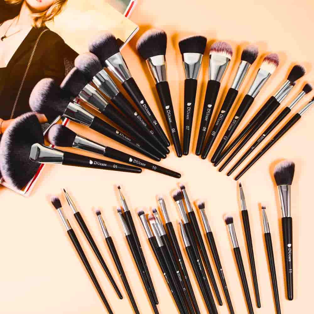 DUcare Makeup Brushes Professional 32Pcs Make up Brushes Set Premium Christmas Gift Synthetic Kabuki Foundation Blending Brush Face Powder Blush