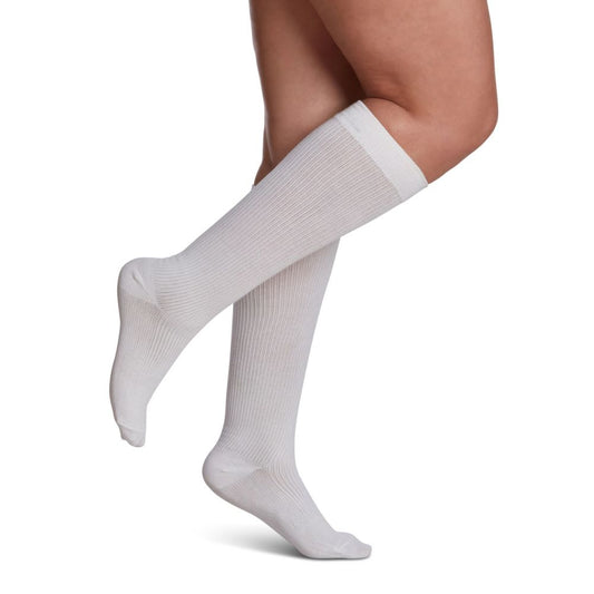 Sigvaris Casual Cotton Women's Stockings, 15-20mmHg, Size B, White (Per Pair)